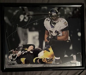 RAY LEWIS BALTIMORE RAVENS AUTOGRAPHED/SIGNED 16 X 20 FRAMED PHOTE JSA CERTIFIED - Picture 1 of 4