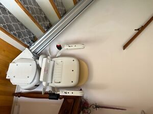 Acorn Superglide 130 T700 chair lift / stair lift Beige Used VERY slightly.