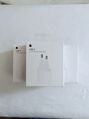 Apple 20W USB‑C Caricabatteria per iPhone iPad Bianco Caricatore Originale Nuovo - Immagine 1 di 3