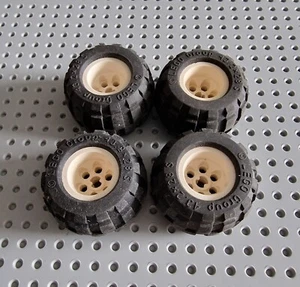 Lego Technic Technik Reifen 43.2x28 S Felge Weiß Autoreifen 4 Stück A140 - Picture 1 of 1