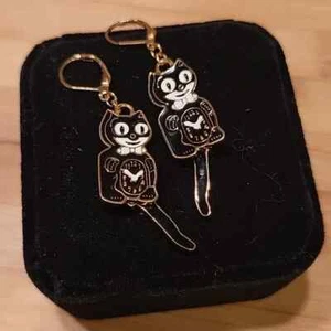 Black Kit-cat klock kat clock earrings black & gold - Picture 1 of 6