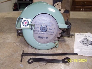 Vintage Rockwell 7 - 7 1/4" Circular Saw In Original Box W/Blades - Picture 1 of 5