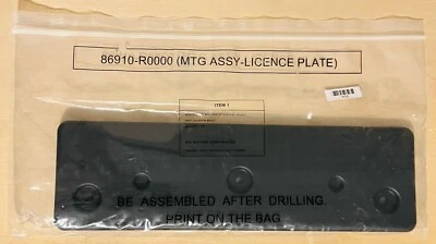 Kia Licence Plate Assembly 86910-R0000 New In Bag OEM Part off 2024 Kia Carnival - Image 1 of 2