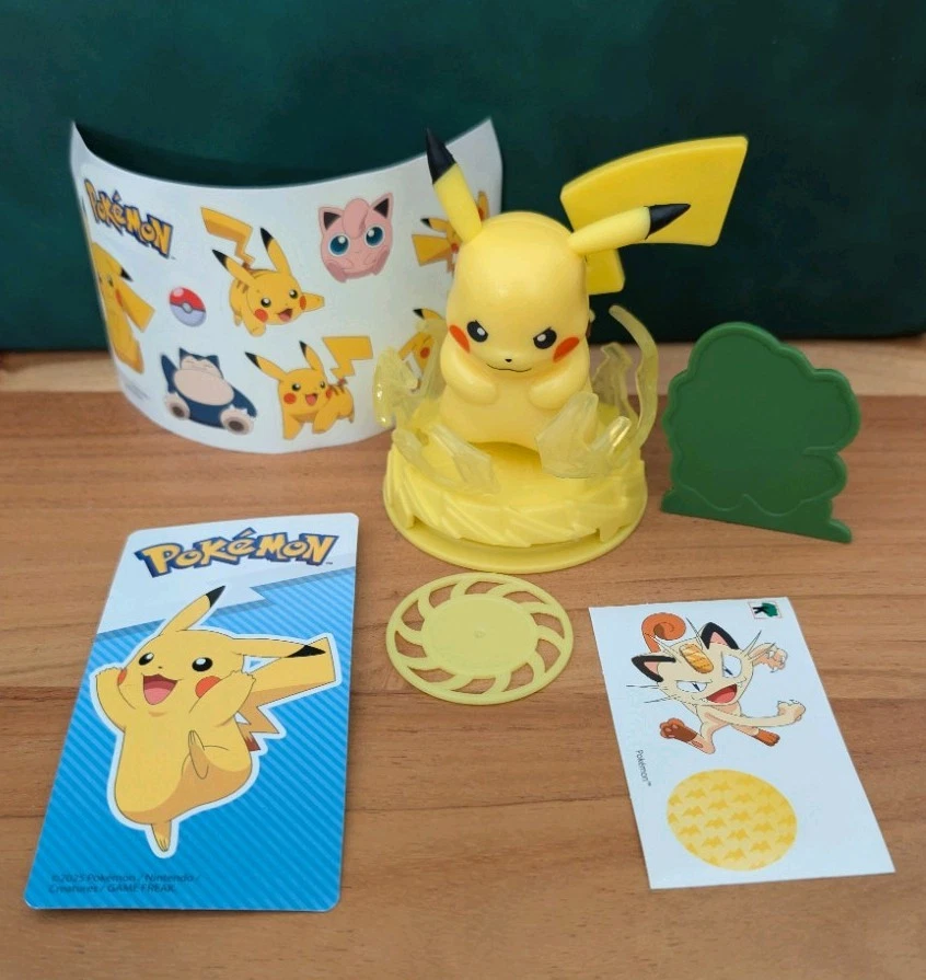 Pokemon Überraschungs-Ei-Figur Pikachu Ü-Ei - Bild 1 von 1