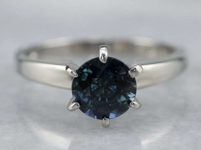 Anillo de compromiso solitario de piedras preciosas de zafiro azul natural anillo de oro blanco de 14 k Foto 1 de 4