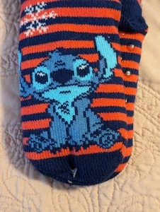 Disney Stitch Comfy Feet Unisex Fuzzy Baba Slipper Socks Shoe Size 4-10 NWT - Picture 1 of 7