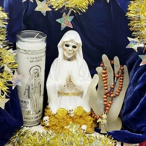 9" Santa Muerte White Statue With Candle & Rosary Altar Bundle Pack - Picture 1 of 15