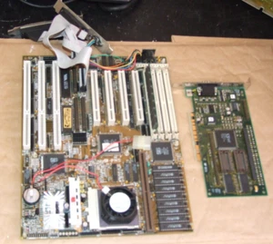 Abit AB-PH5 Socket 7 ISA PCI AT motherboard + Pentium-120MHz CPU & 16Mb Ram - Picture 1 of 21