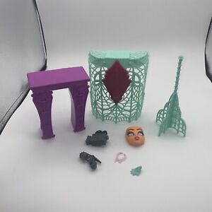 MONSTER HIGH Doll Boots Mask Camera Furniture Hand Accessories Parts LOT