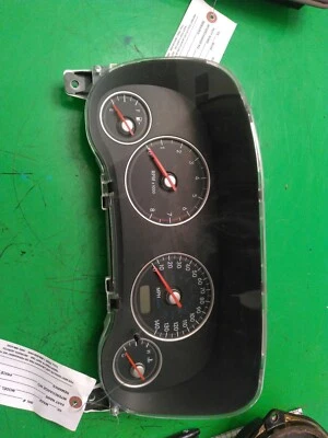 2003 Chrysler Sebring купе спидометр кластер MR962583 - Изображение 1 из 2