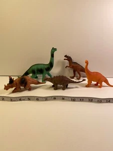 Toy Dinosaurs Mixed Lot of 5 Unbranded Hard Plastic/Rubber - Picture 1 of 4