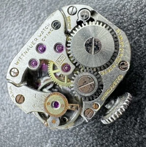 VINTAGE Wittnauer Cal 5JH 17J Ladies WATCH MOVEMENT- Running 4 Repair - Picture 1 of 8