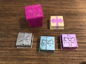 Barbie Lote De Regalos Cajas De Regalo Con Tapas Metálicas Fiesta Vacaciones Cumpleaños Diorama - Imagen 1 de 2