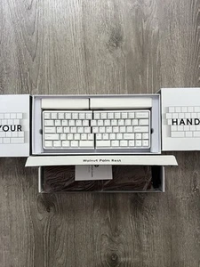 NocFree Wireless Ergonomic Split Mechanical Keyboard- RGB- w/ Rest. - Afbeelding 1 van 2