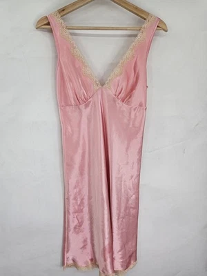 De colección Y2k Victoria's Secret Rosa Talla Xs Satén Camisón Lencería Vestido Sin Mangas Encaje  Foto 1 de 4