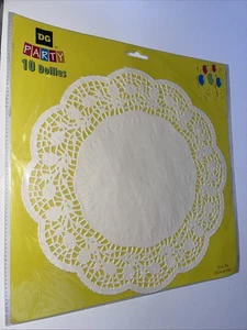 12" Runde Papierdeckchen Rose geprägt Mitte Dekoration NEU im Paket weiß - Bild 1 von 10