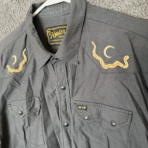 Howler Brothers Crosscut Deluxe Pearl Snap Embroidered Mens XL Rattlesnake Moon - Picture 1 of 8