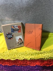 Mudlark Cognac Leder Multi Geldbörse Reise Doppelfaltung Geldbörse Reisepassetui - Bild 1 von 12