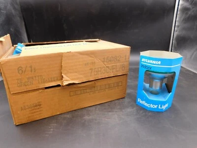 Sylvania Indoor Reflector Green 75-Watt R30 Lamp Light Bulb 75W 115-125V - Image 1 of 4