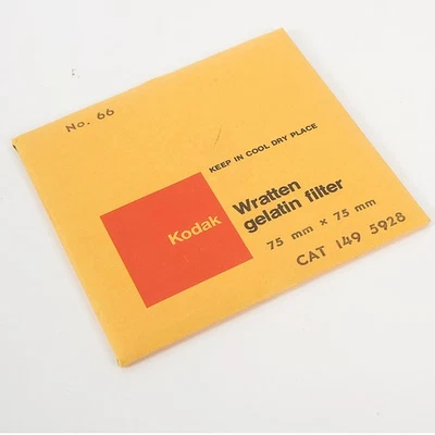KODAK No.66  WRATTEN GREEN GEL FILTER (B & W Contrast) 7.5 cm 3" Square #AD685 - Image 1 of 2