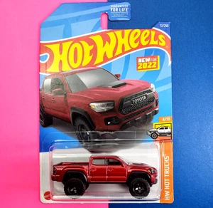 2022 Hot Wheels '20 Toyota Tacoma Barcelona rot metallic HW Hot Trucks detailliert - Bild 1 von 6