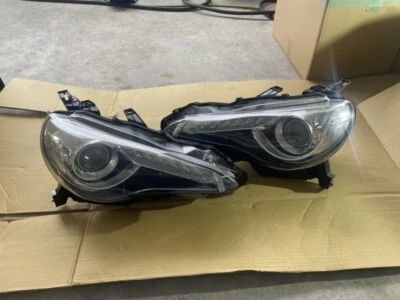 Juego de luces faros HID Toyota 86 GT86 SCION FR-S FRS 2012 JDM OEM Foto 1 de 4