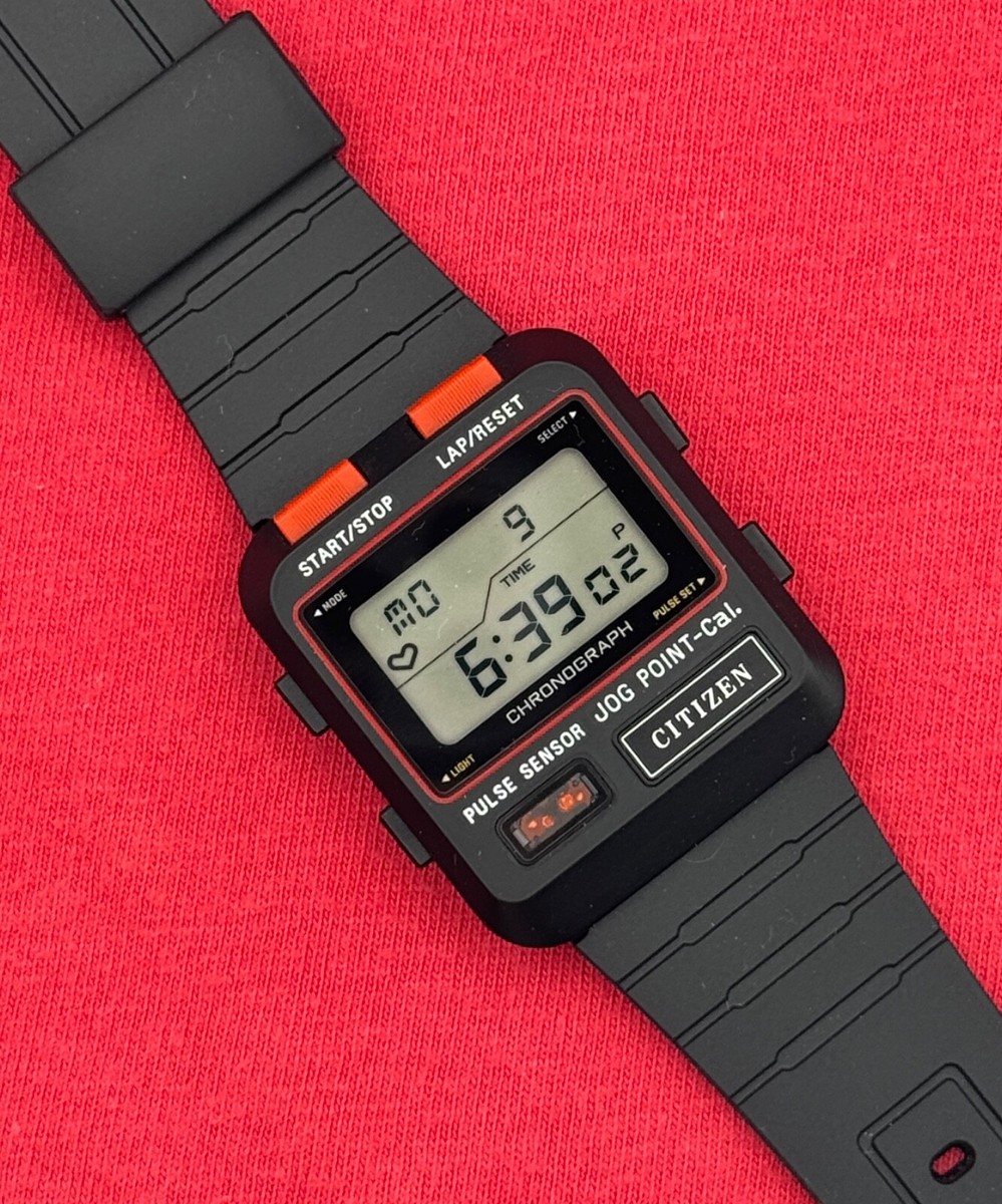 CITIZEN　INDEPENDENT スクエアモデル 稼働品・希少】1997年 Citizen INDEPENDENT J19