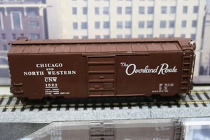 INTERMOUNTAIN HO SCALE #C & NW-10 CNW 1523 PS-1 40' BOX CAR  W/KADEE'S! - Picture 1 of 19