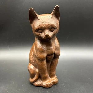 Kitten Figurine 1985 Brown Vintage Red Mill Mfg 6" Tall Carved Wood Cat - SIGNED - Picture 1 of 5