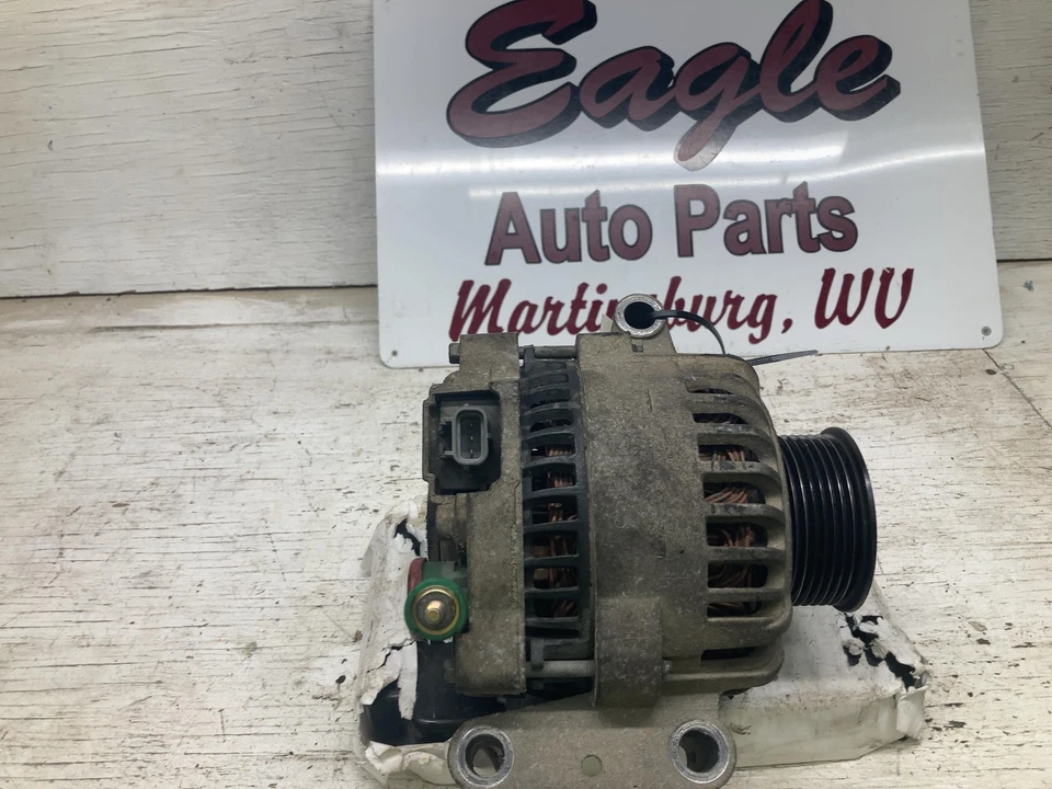 03 04 05 FORD F250 SD PICKUP Alternator Foto 1 de 1