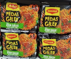 Maggi Spicy Grilled Chicken (Stir Fried Instant Noodle)(Halal). 5×76g - Picture 1 of 1