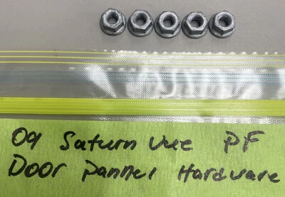 09 Saturn Vue derecho PASAJERO panel puerta herrajes Foto 1 de 2