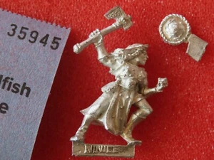 Mordheim Sisters of Sigmar Novice Sigmarite Metal Figure Games Workshop OOP GW B - Picture 1 of 2