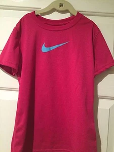 Nike Dri-Fit Pink Running / Tennis SS T-Shirt w/blue logo -Girls Sz M (10) -EUC - Picture 1 of 4