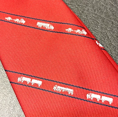 Gravata de pescoço masculina vintage Warden Brooks Ltd NOVA YORK vermelha com semi caminhões 18 rodas - Imagem 1 de 4