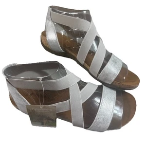 Bearpaw Women’s Sandals Size 10 Brea Strappy Silver Spring Summer New In Box - Picture 1 of 12