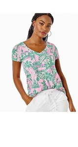 Lilly Pulitzer Etta V-Neck Top in the "Mandevilla Baby Always Worth It" print LG - Picture 1 of 5