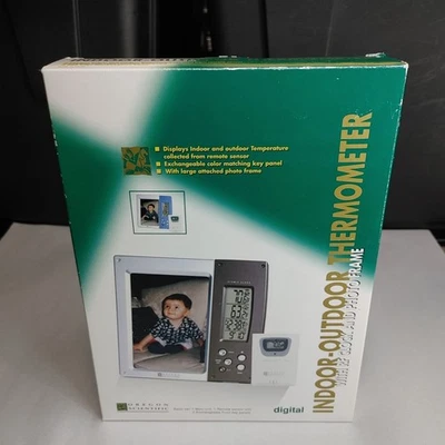 Oregon Scientific Photo Frame Wireless Weather Station RMR232PHA  - Image 1 of 4