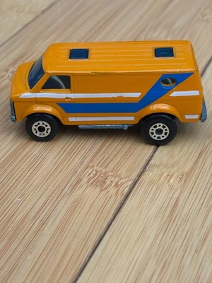 1979 MATCHBOX LESNEY SUPERFAST #68 ORANGE CHEVY VAN WHITE&BLUE STRIPS METAL BASE - Image 1 of 4