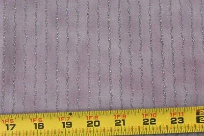 Por 1/2 yarda, rayas punteadas en mármol-púrpura edredón de algodón, SSI/Debbie Mumm, P6919 Foto 1 de 4