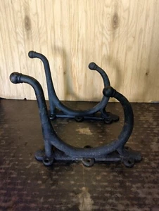 Vintage Gusseisen Außenschild Klammern verziert Originalzustand - Bild 1 von 1