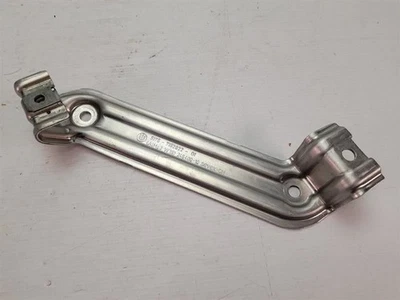 2008 BMW 535xi 535i 528i 528xi E60 E61 Right Underfloor Paneling Bracket OEM - Image 1 of 4