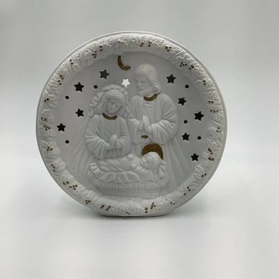 Estatuilla de exhibición de Navidad de belén de cerámica vintage con recortes de estrellas Foto 1 de 4