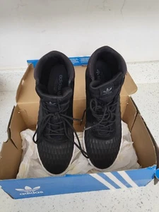 Size UK 12 - adidas boot Black - Picture 1 of 6