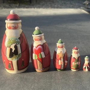 Muñecas anidadoras navideñas estilo ruso Papá Noel pintadas de colección 5 piezas - Imagen 1 de 13