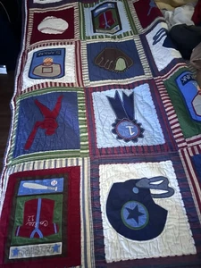 Pottery Barn Kids Sports Appliqué Embroidered Quilt Reversible Patchwork 66”x86” - Picture 1 of 23