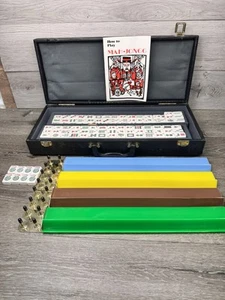 Vintage MAH JONGG Mahjong Game With 150 TILES 4 Racks In Carry Case - Picture 1 of 8