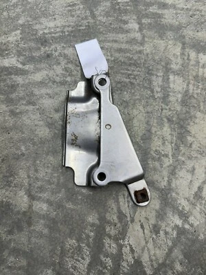 Unidad de montaje de soporte de escape convertidor inferior inferior inferior 16-20 OEM Honda HRV HR-V Foto 1 de 4