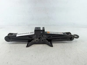 2018 Toyota Yaris Ia Spare Scissor Car Jack L5V19 - Picture 1 of 6
