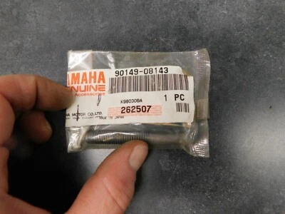 Yamaha NOS Clutch Screw IT250 IT465 RZ350 YFZ350 90149-08143 2330        - Image 1 of 4